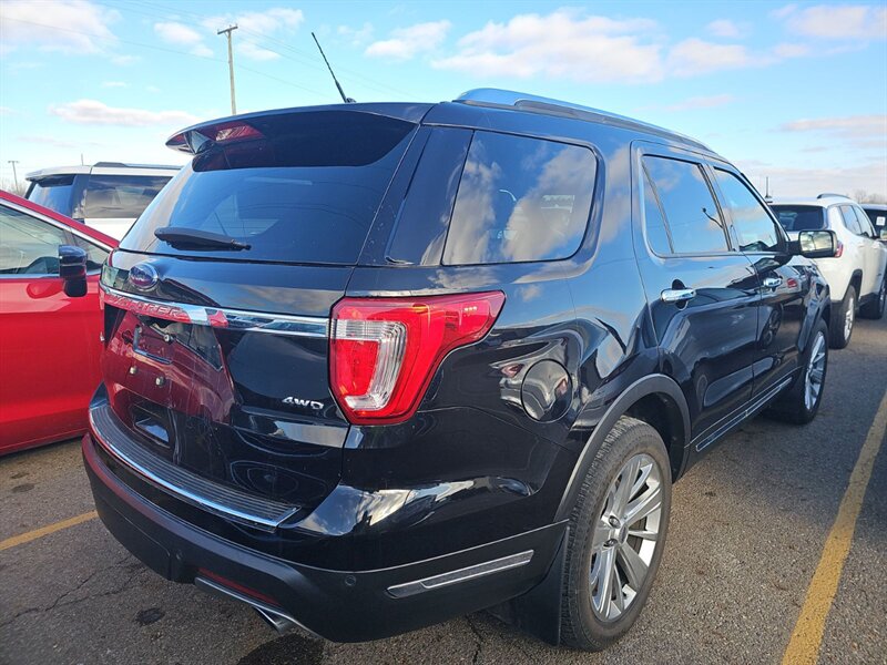 2019 Ford Explorer Limited - Photo 4 - Carmichaels, PA 15320