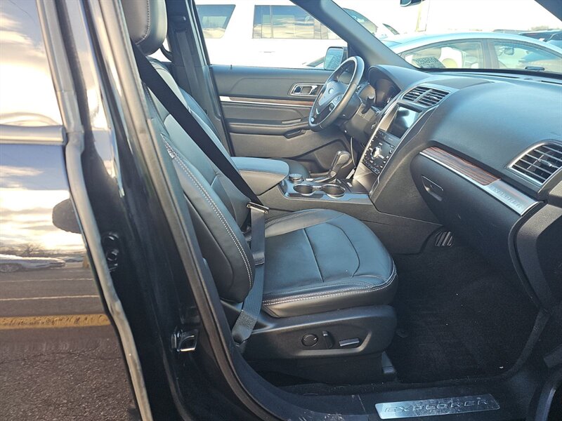 2019 Ford Explorer Limited - Photo 7 - Carmichaels, PA 15320