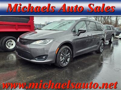 2020 Chrysler Pacifica Launch Edition Van