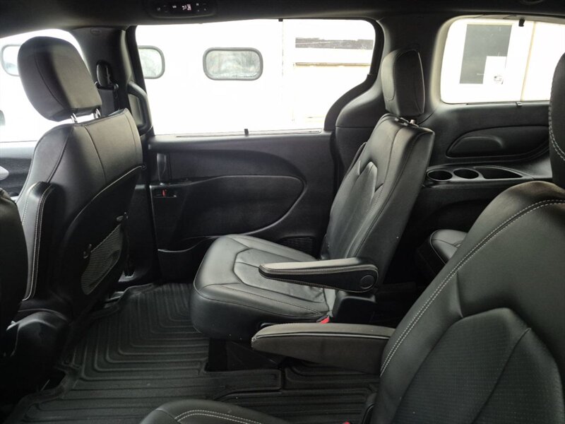 2020 Chrysler Pacifica Launch Edition - Photo 6 - Carmichaels, PA 15320