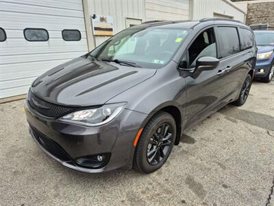 2020 Chrysler Pacifica Launch Edition Van