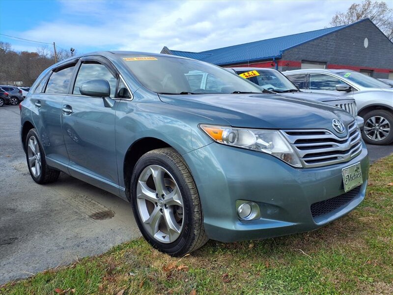 2009 Toyota Venza FWD V6 - Photo 2 - Carmichaels, PA 15320