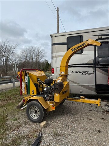 2018 Vermeer BC700XL Woodchiper - Photo 2 - Carmichaels, PA 15320