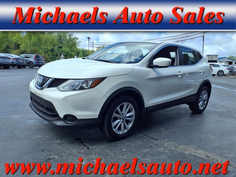 2019 Nissan Rogue Sport S  