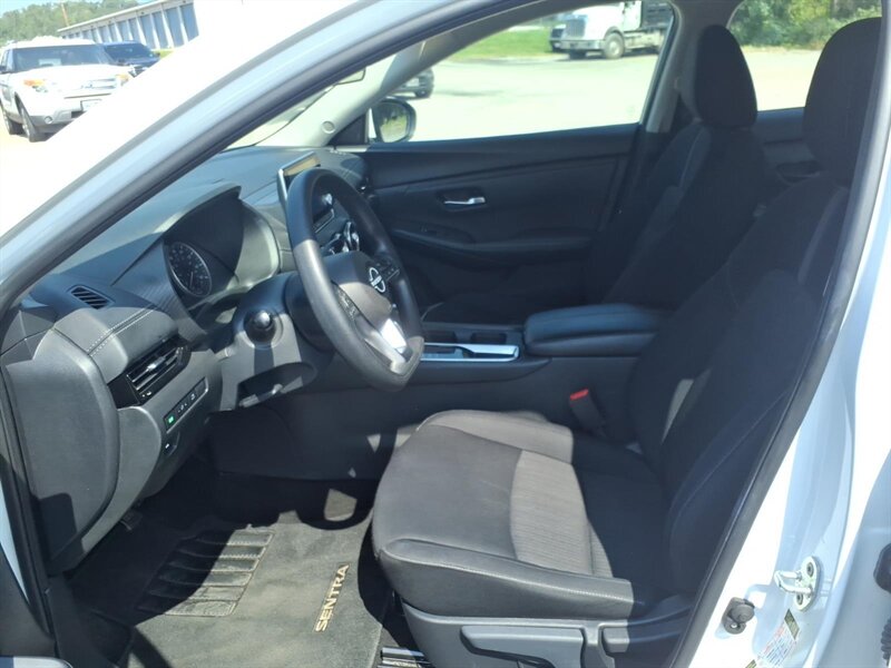 2024 Nissan Sentra SV - Photo 8 - Carmichaels, PA 15320