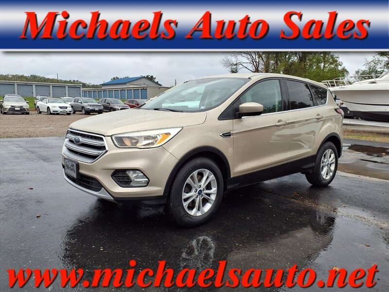 2017 Ford Escape SE - Photo 1 - Carmichaels, PA 15320