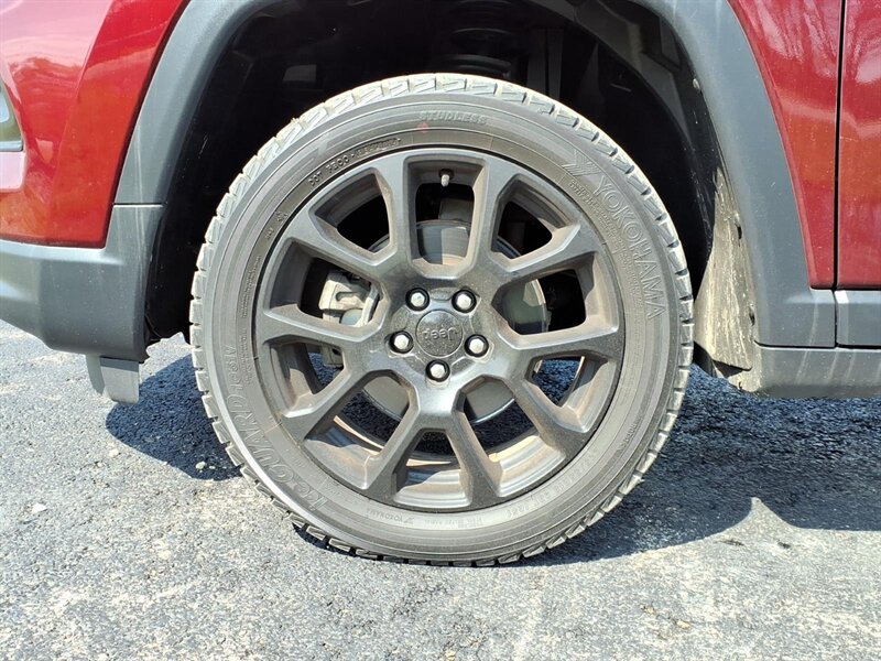 2022 Jeep Compass Altitude - Photo 5 - Carmichaels, PA 15320