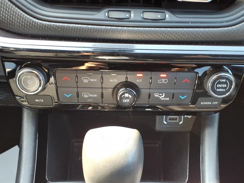 2022 Jeep Compass Altitude - Photo 10 - Carmichaels, PA 15320