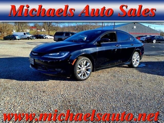 2015 Chrysler 200 S   - Photo 1 - Carmichaels, PA 15320