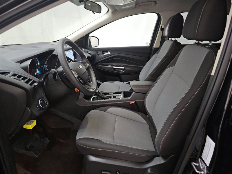 2017 Ford Escape SE - Photo 11 - Carmichaels, PA 15320