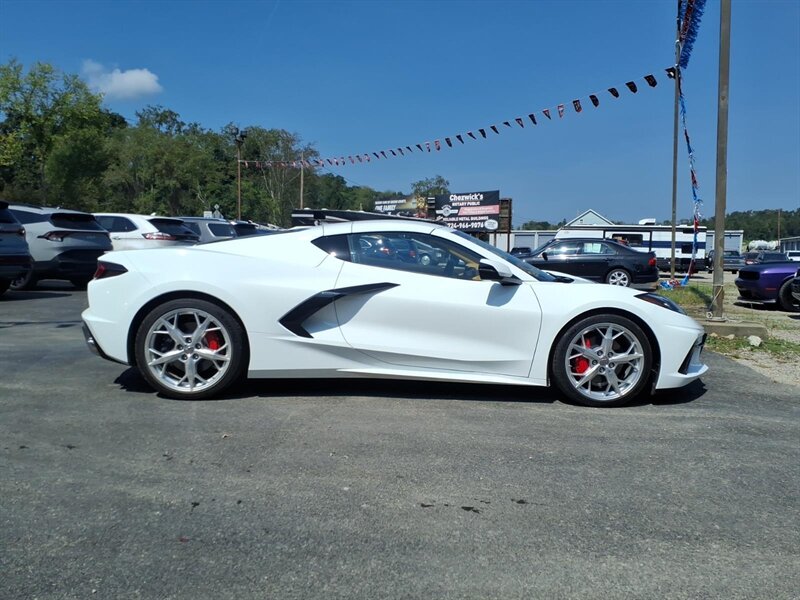 2020 Chevrolet Corvette Stingray - Photo 4 - Carmichaels, PA 15320