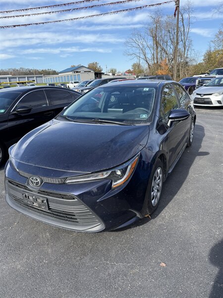 2023 Toyota Corolla LE   - Photo 3 - Carmichaels, PA 15320