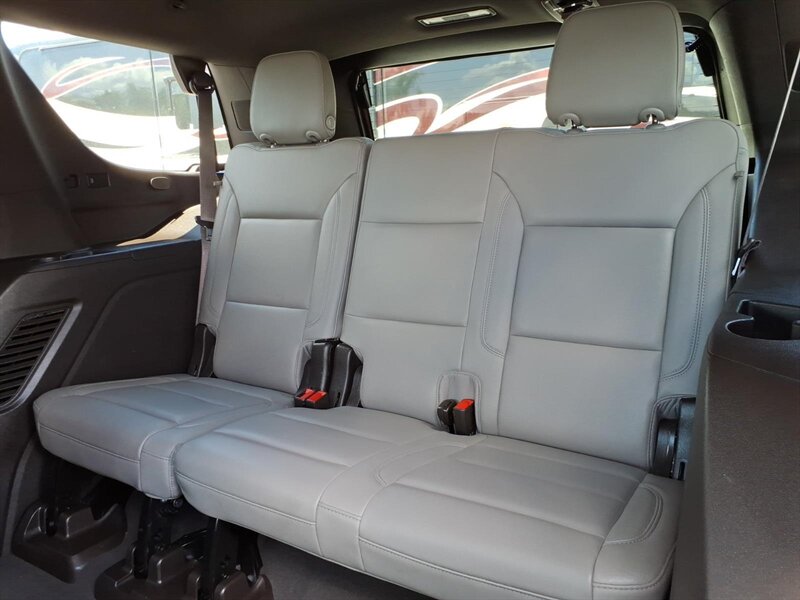 2022 Chevrolet Tahoe LT - Photo 8 - Carmichaels, PA 15320