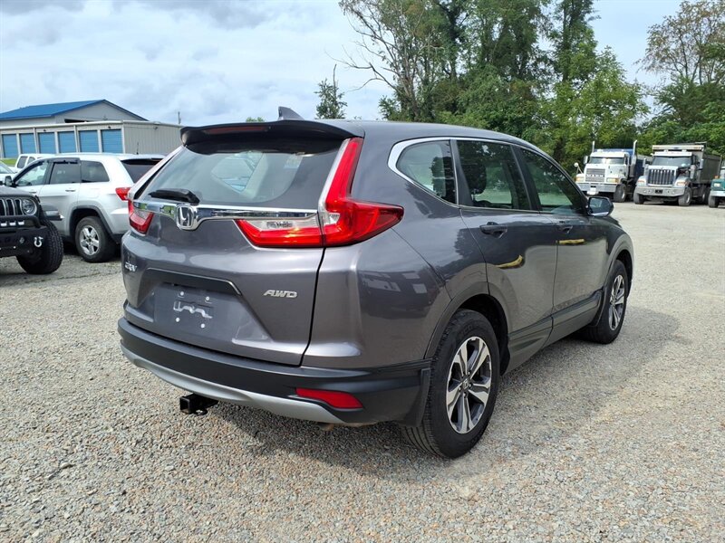 2018 Honda CR-V LX - Photo 5 - Carmichaels, PA 15320