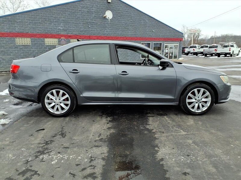 2015 Volkswagen Jetta S - Photo 3 - Carmichaels, PA 15320