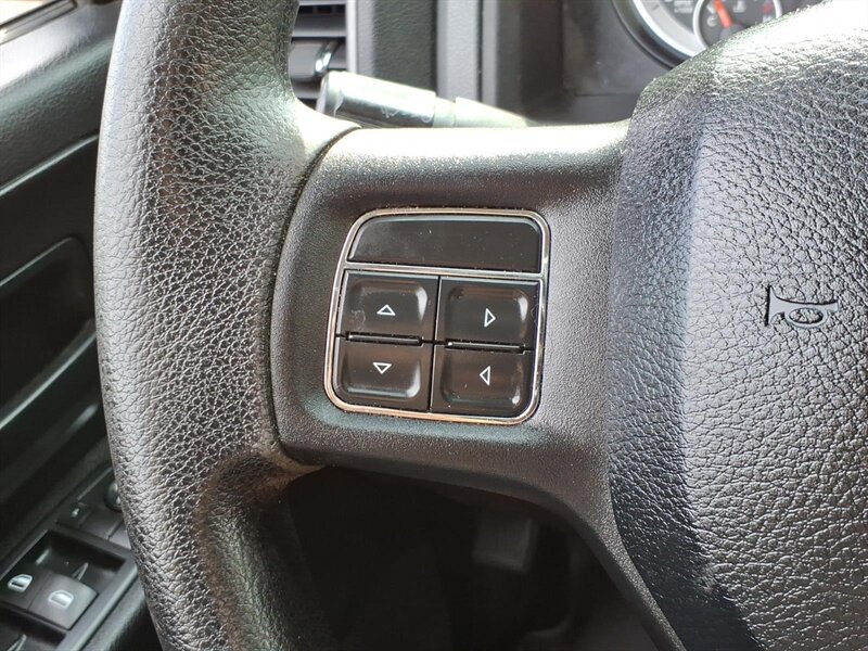 2015 RAM 1500 Express - Photo 12 - Carmichaels, PA 15320