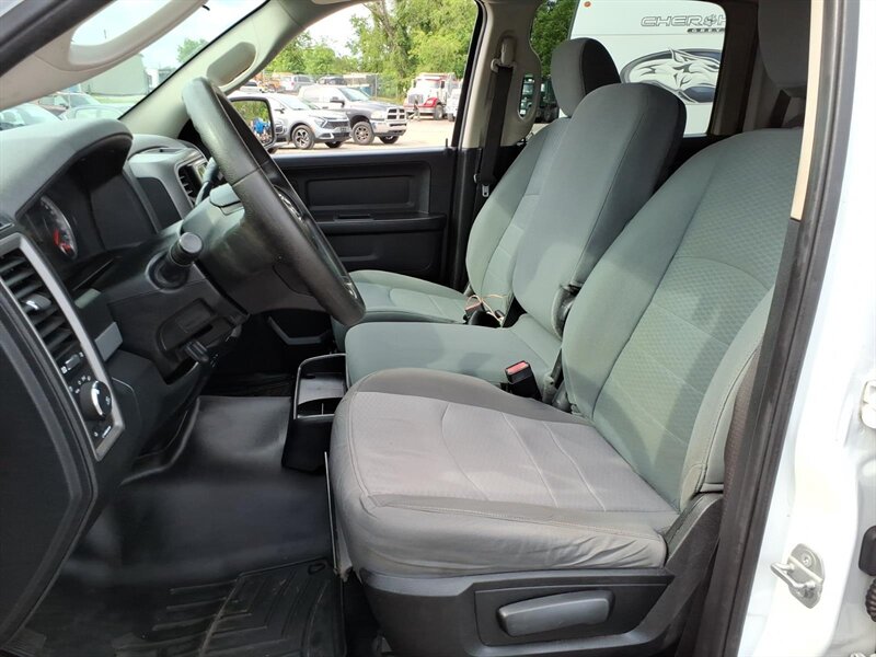2015 RAM 1500 Express - Photo 6 - Carmichaels, PA 15320