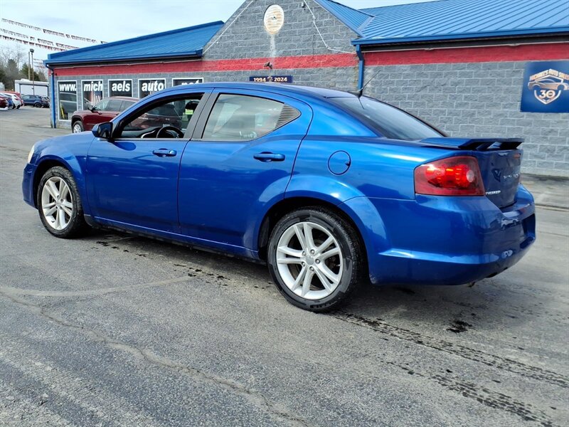 2012 Dodge Avenger SXT Plus  