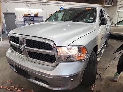 2018 RAM 1500 SLT Truck