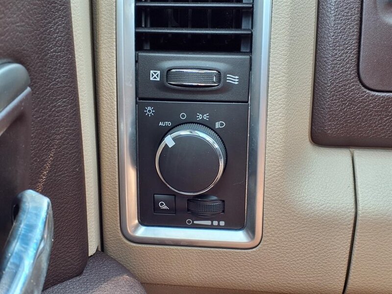 2018 RAM 1500 SLT - Photo 16 - Carmichaels, PA 15320