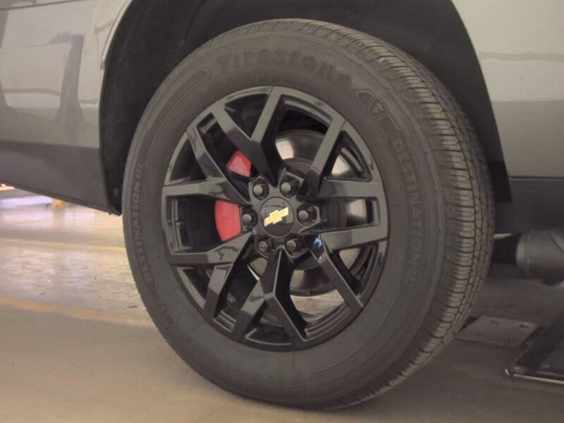 2022 Chevrolet Suburban Z71 - Photo 6 - Carmichaels, PA 15320