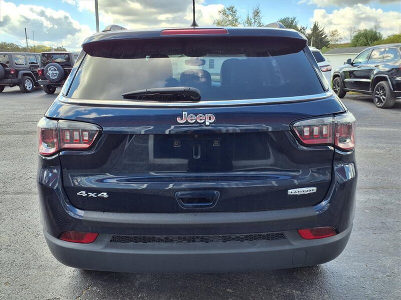 2018 Jeep Compass Latitude   - Photo 4 - Carmichaels, PA 15320