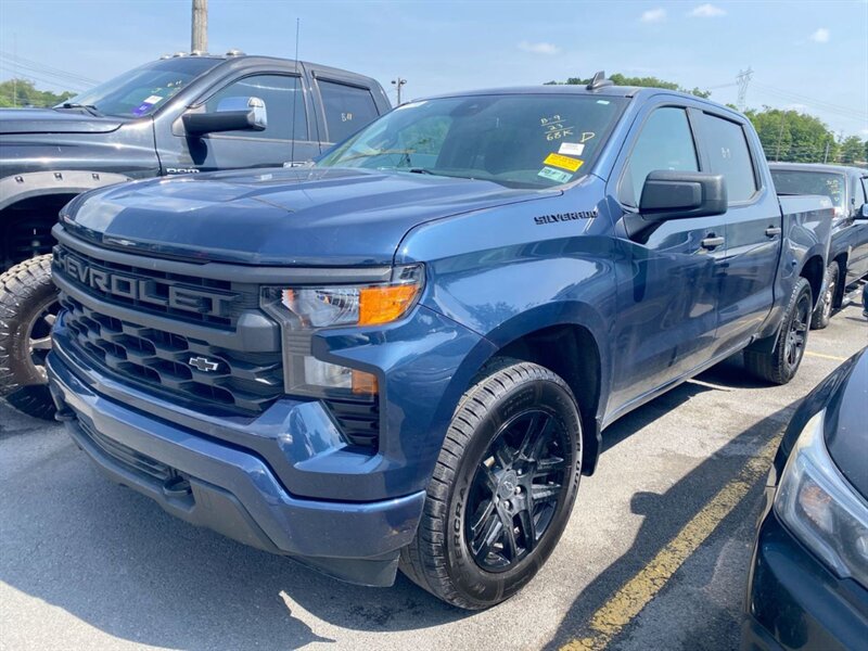 2023 Chevrolet Silverado 1500 Custom   - Photo 1 - Carmichaels, PA 15320