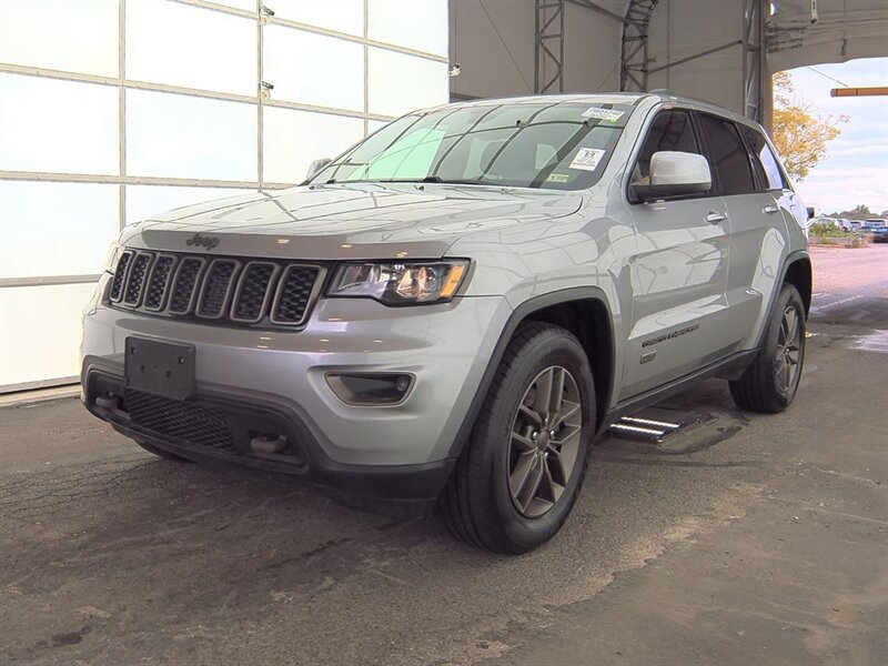 2017 Jeep Grand Cherokee Laredo 75th Annivers   - Photo 1 - Carmichaels, PA 15320