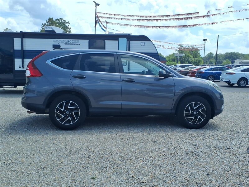 2016 Honda CR-V SE - Photo 4 - Carmichaels, PA 15320