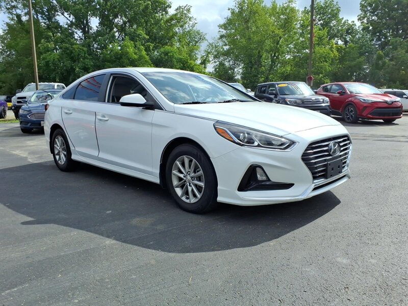 2019 Hyundai SONATA SE  