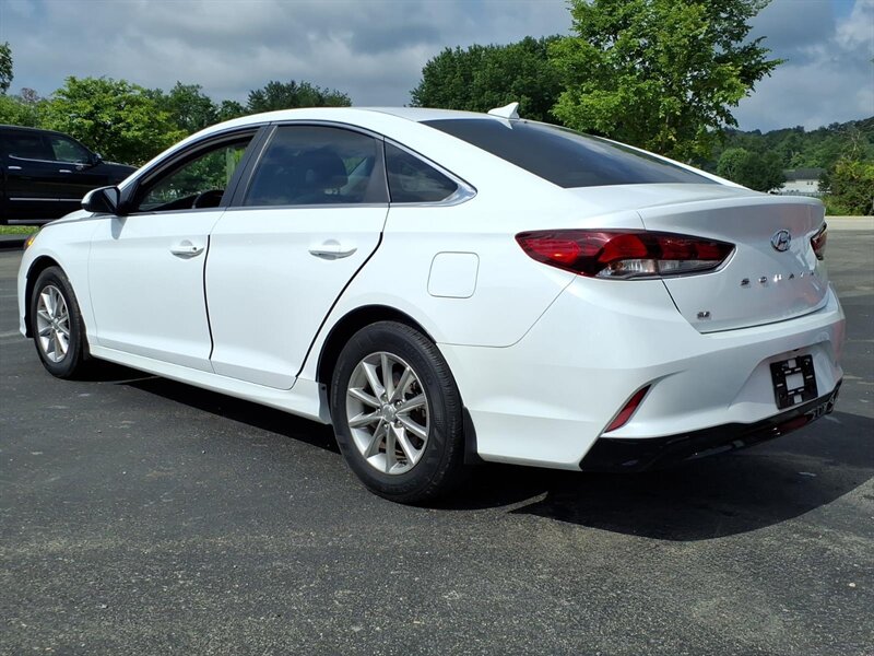 2019 Hyundai SONATA SE - Photo 4 - Carmichaels, PA 15320