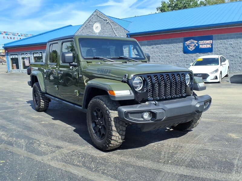 2022 Jeep Gladiator Willys - Photo 2 - Carmichaels, PA 15320