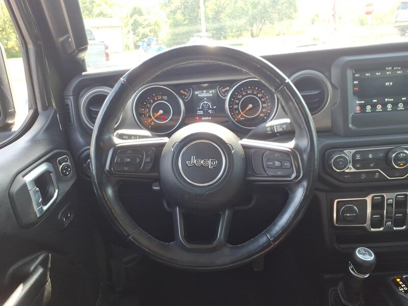 2022 Jeep Gladiator Willys - Photo 14 - Carmichaels, PA 15320