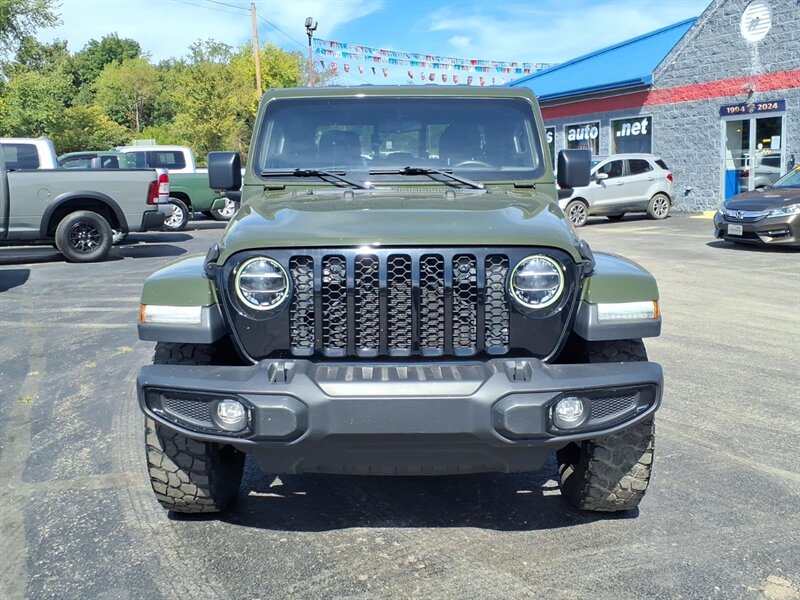 2022 Jeep Gladiator Willys - Photo 3 - Carmichaels, PA 15320