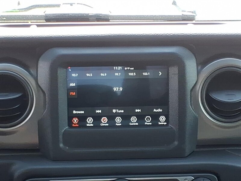 2022 Jeep Gladiator Willys - Photo 13 - Carmichaels, PA 15320