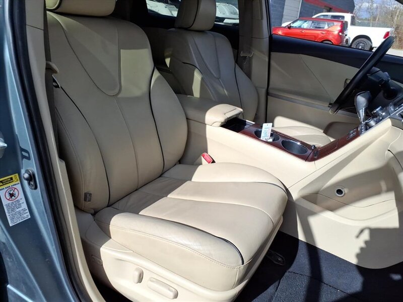 2009 Toyota Venza FWD V6 - Photo 6 - Carmichaels, PA 15320
