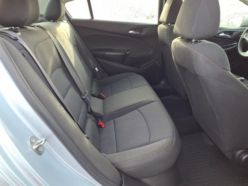 2017 Chevrolet Cruze LS Manual - Photo 7 - Carmichaels, PA 15320