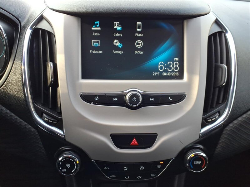 2017 Chevrolet Cruze LS Manual - Photo 9 - Carmichaels, PA 15320