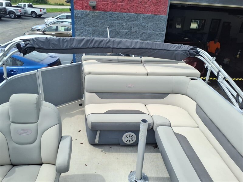 2021 PRINCECRAFT VECTRA PONTOON - Photo 7 - Carmichaels, PA 15320