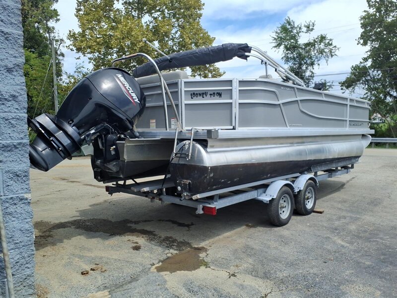 2021 PRINCECRAFT VECTRA PONTOON - Photo 11 - Carmichaels, PA 15320