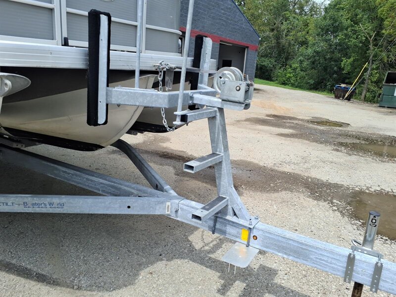 2021 PRINCECRAFT VECTRA PONTOON - Photo 14 - Carmichaels, PA 15320