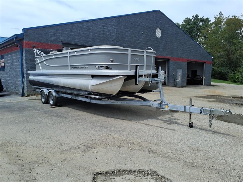 2021 PRINCECRAFT VECTRA PONTOON - Photo 8 - Carmichaels, PA 15320