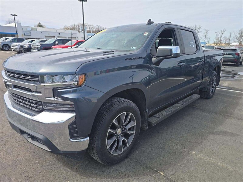 2020 Chevrolet Silverado 1500 LT   - Photo 1 - Carmichaels, PA 15320