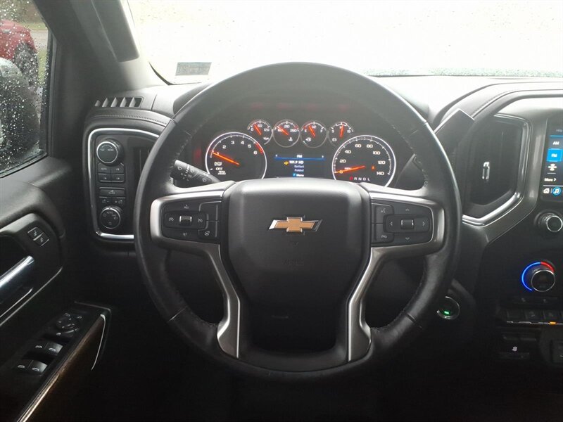2020 Chevrolet Silverado 1500 LT - Photo 14 - Carmichaels, PA 15320