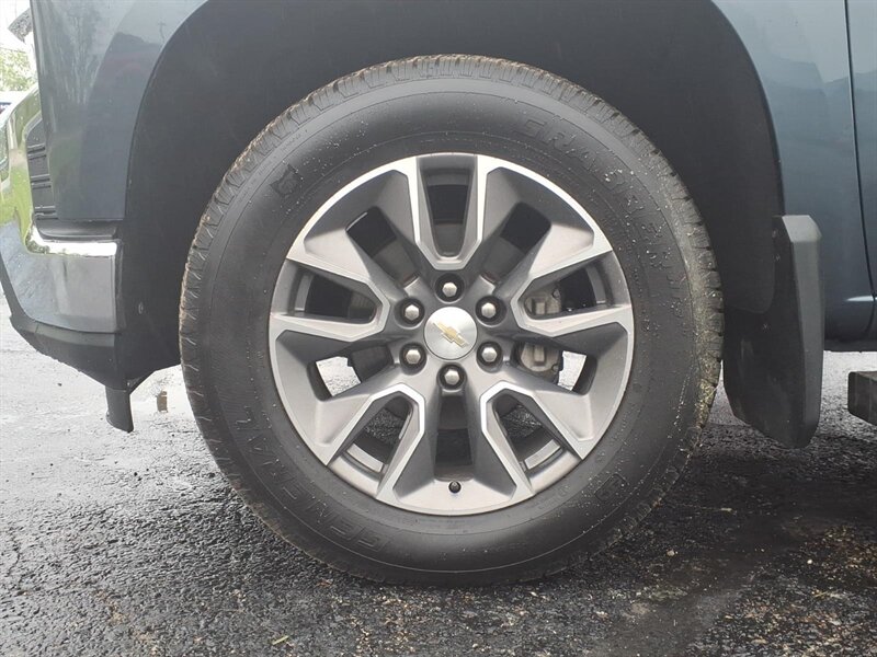 2020 Chevrolet Silverado 1500 LT - Photo 5 - Carmichaels, PA 15320