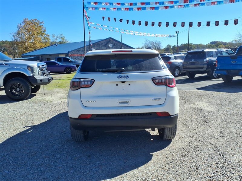 2020 Jeep Compass Latitude - Photo 6 - Carmichaels, PA 15320
