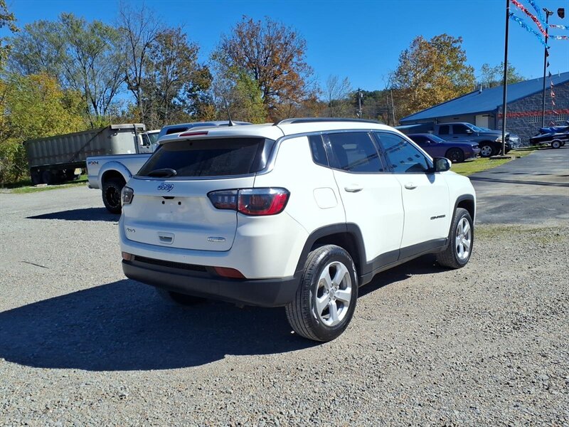 2020 Jeep Compass Latitude - Photo 5 - Carmichaels, PA 15320
