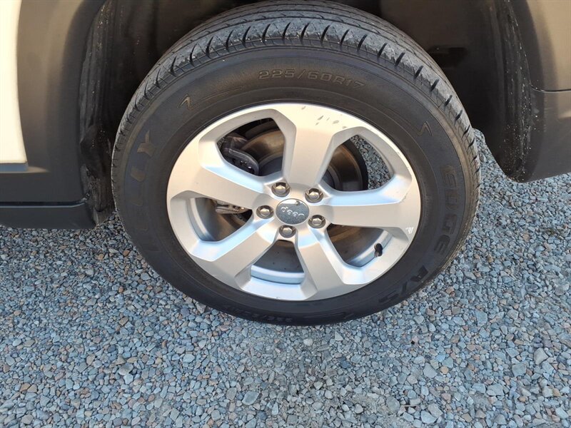 2020 Jeep Compass Latitude - Photo 8 - Carmichaels, PA 15320