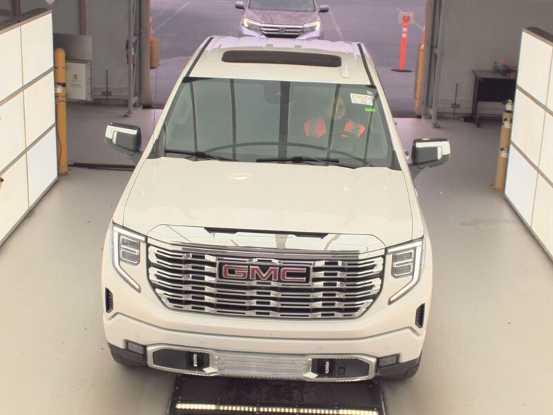 2022 GMC Sierra 1500 Denali - Photo 7 - Carmichaels, PA 15320