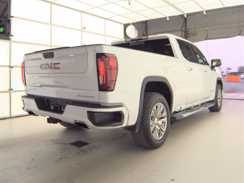2022 GMC Sierra 1500 Denali - Photo 3 - Carmichaels, PA 15320